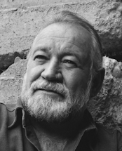 James Crumley ®Lee Nye